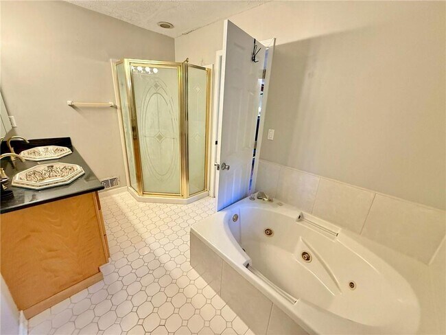 Foto del edificio - 6725 Ridge Moore Dr NW