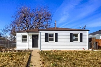 Building Photo - 4615 Perry St