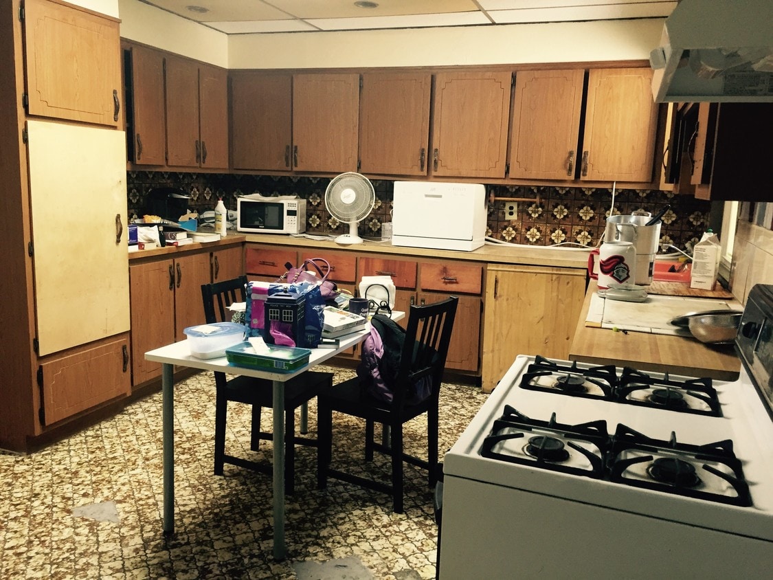 11 Holmes Ave, Jersey City, NJ 07306 Condo for Rent in Jersey City