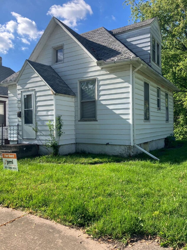 Primary Photo - 340 W Olive St