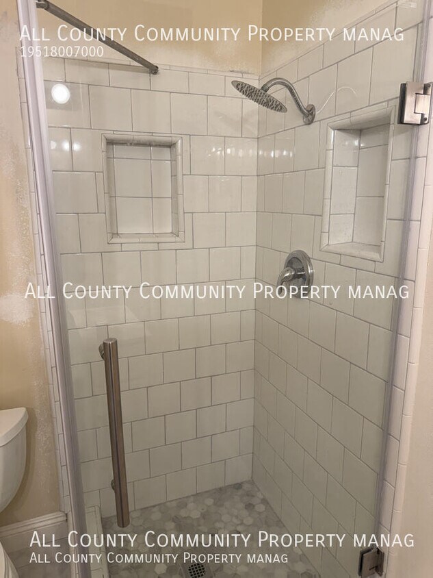 Foto del edificio - 624 Persimmon Way