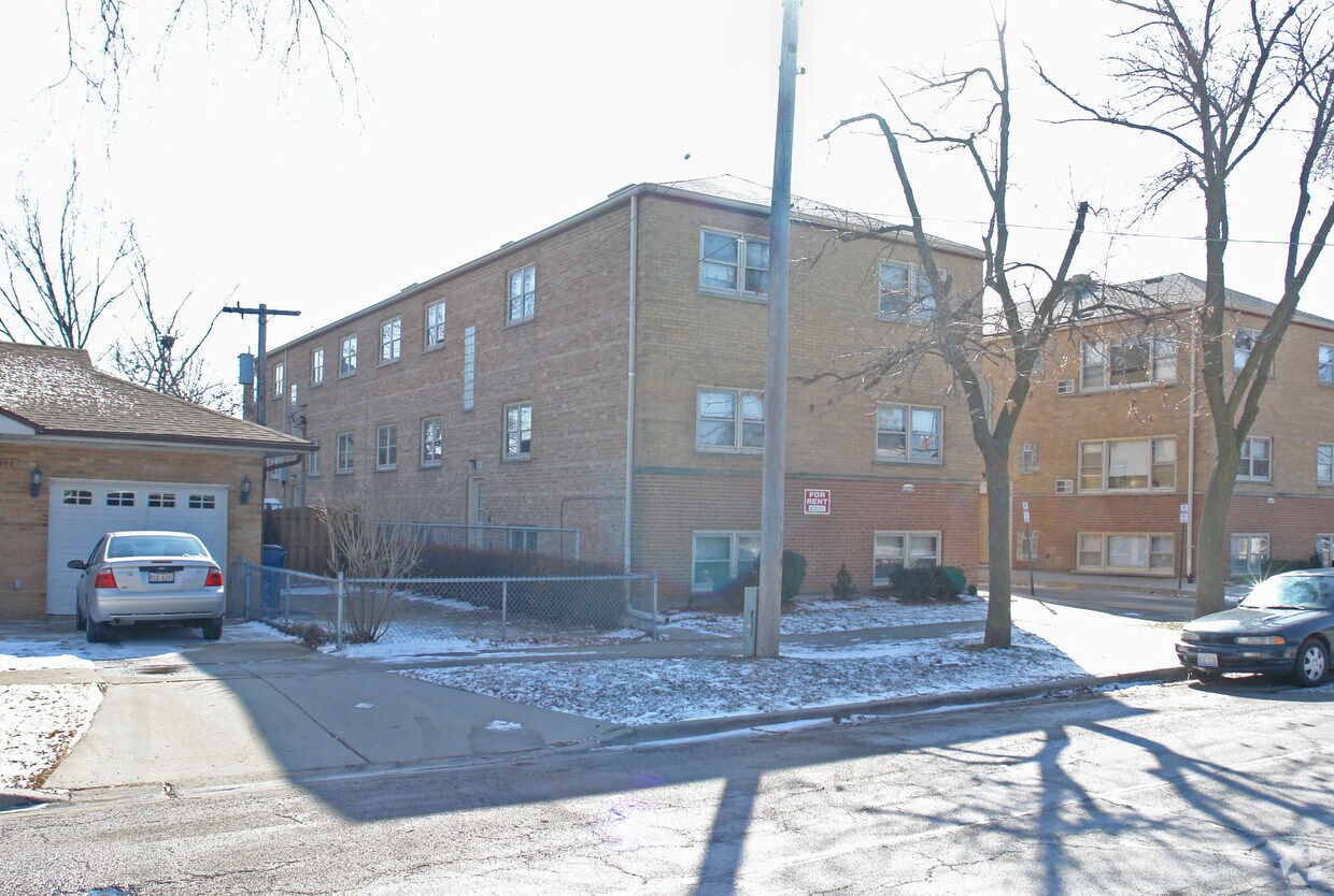 Foto del edificio - 10207-10209 Chestnut Ave