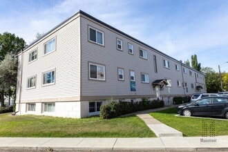 Building Photo - Compton Court