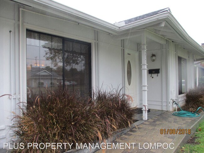 Building Photo - 3 br, 2 bath House - 237 Amherst Place