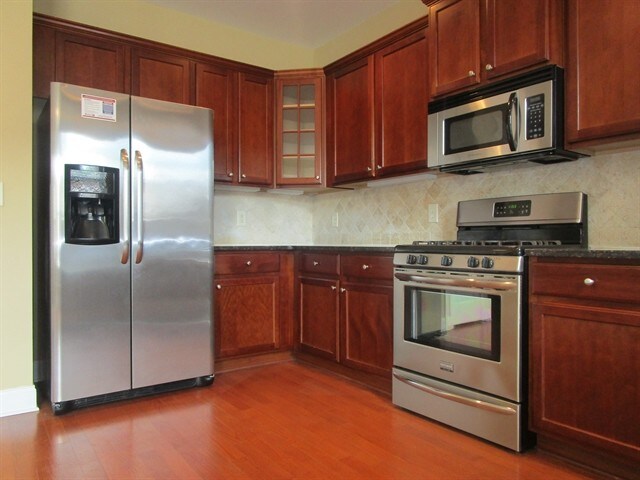 Building Photo - 2460 Wevok Way