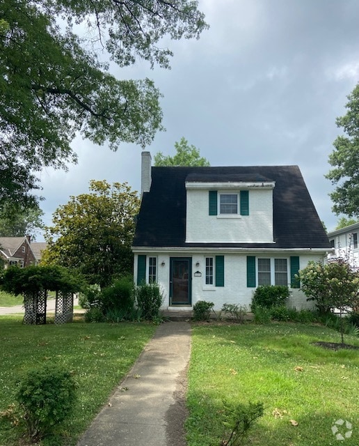 Building Photo - 123 Rosa Ave