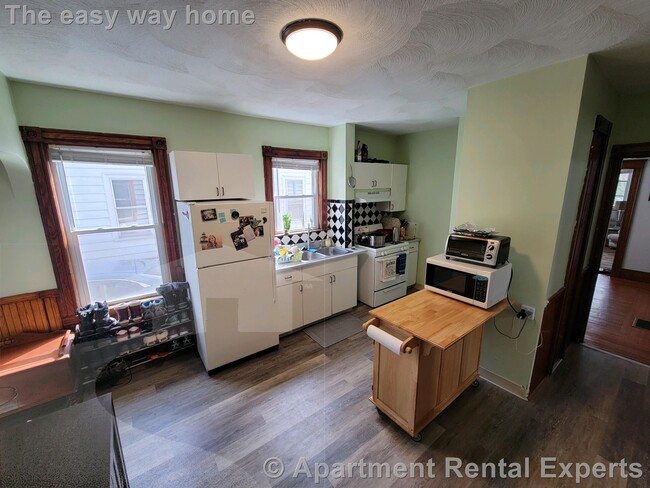 Foto del edificio - Somerville/Teele Square 2 Bedroom