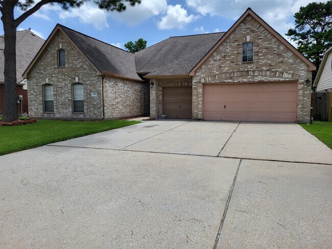 Foto del edificio - 15411 Tysor Park Ln