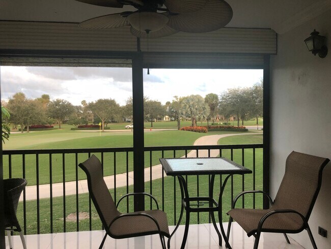 Foto del edificio - 7449 Glendevon Ln