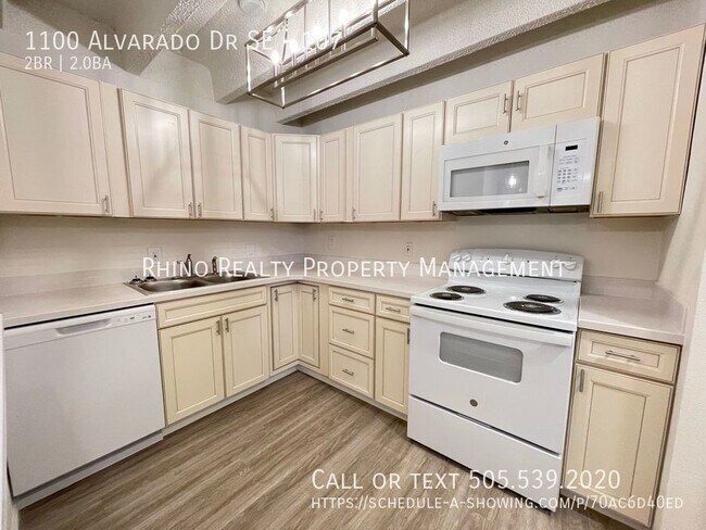 Building Photo - Newly Remodeled 2  Bedroom In the SE!