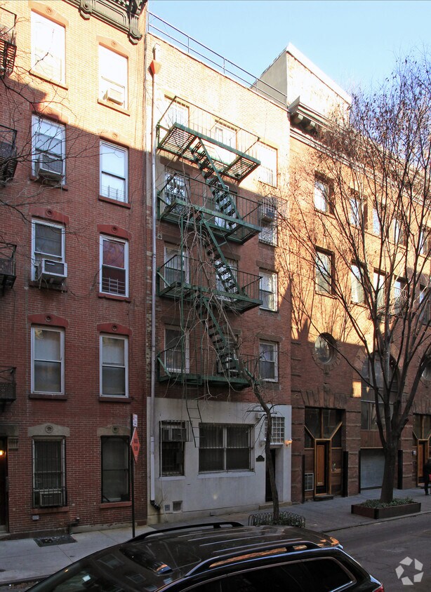 Primary Photo - 53 Downing St