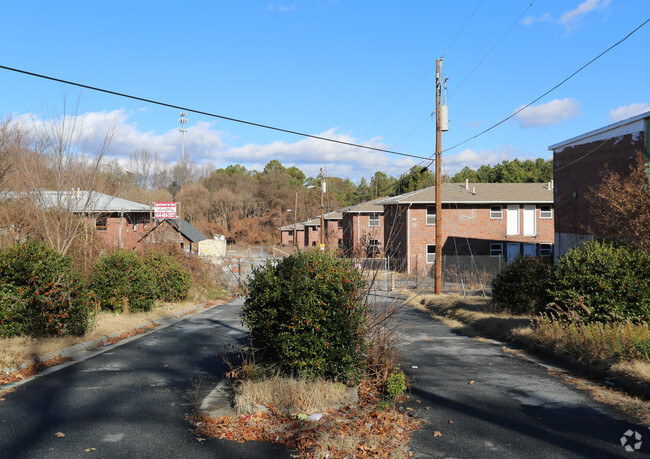 Building Photo - Village Apartments