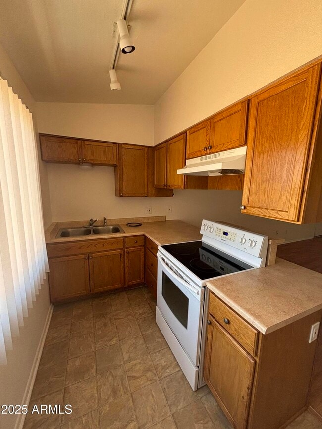 Foto del edificio - 1200 Lanny Ave