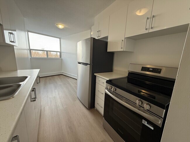 Photo du bâtiment - Wallace Pines II