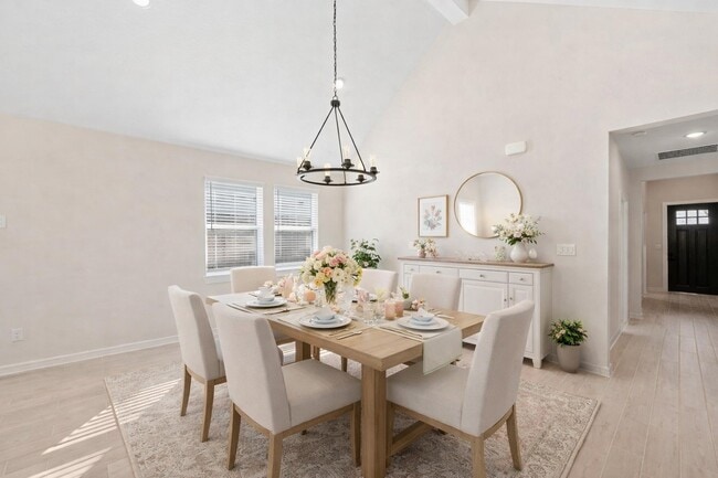 Building Photo - 2618 Clapbread Ln