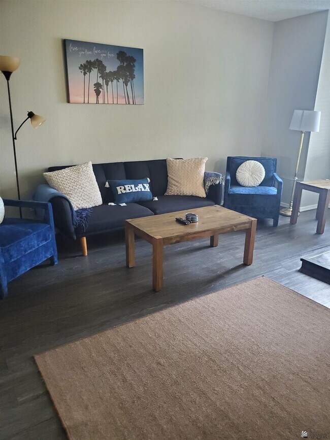 Foto del edificio - 2240 S Elks Ln