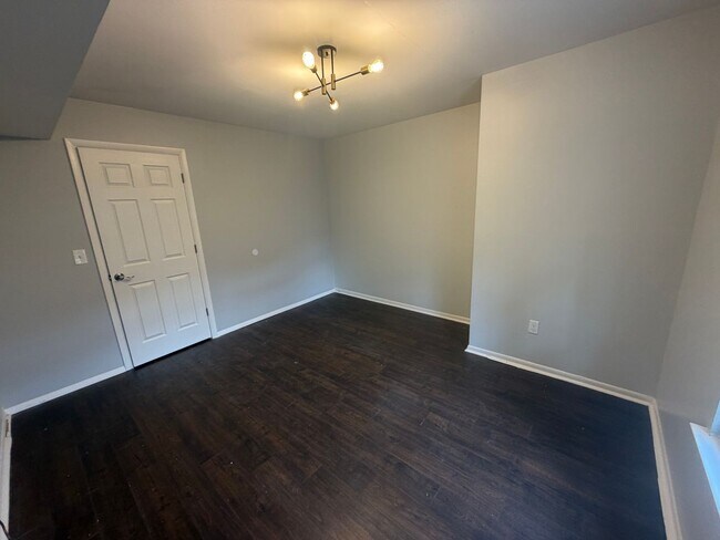 Building Photo - Renovated 3BR Split-Level on a Spacious Corner Lot with Garage in Toms River