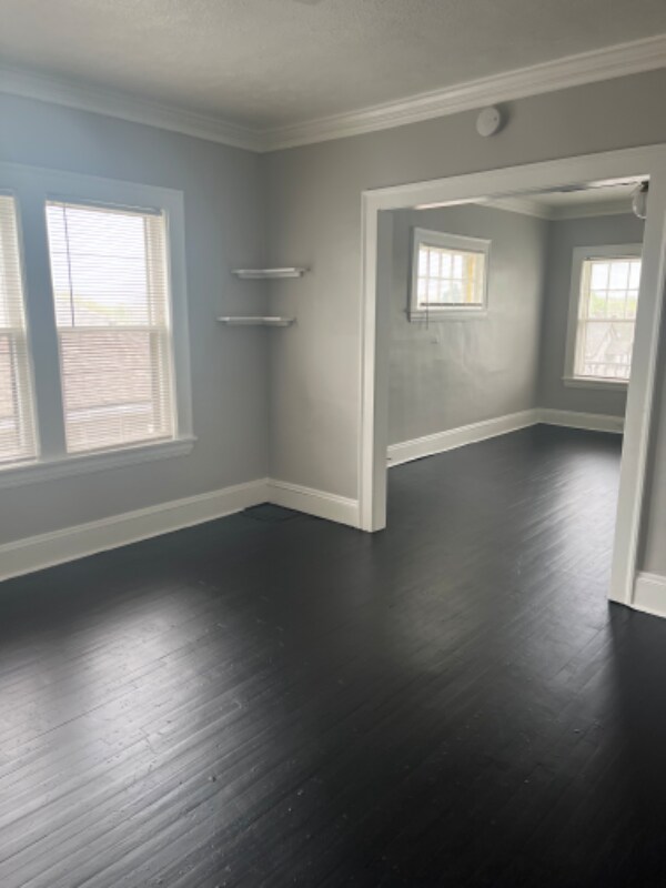Building Photo - 3344 W 110th St