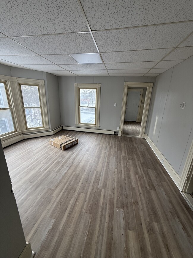 Building Photo - 16 Belmont Ave