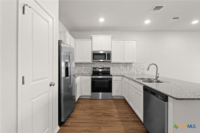 Foto del edificio - 1218 LEXINGTON Dr