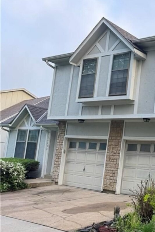 Foto principal - 14938 Riggs St