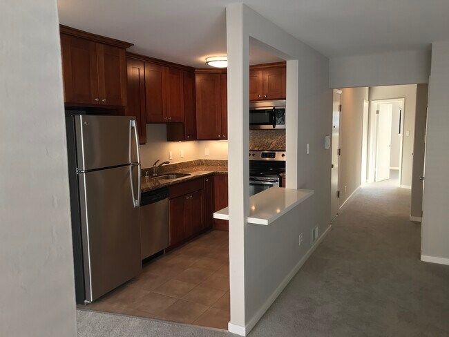 Foto del edificio - 55 Glendale St