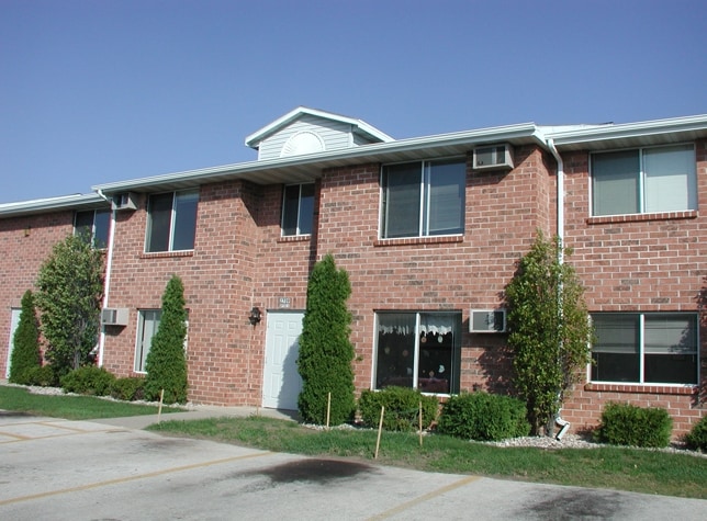 Building Photo - Bayview Estates