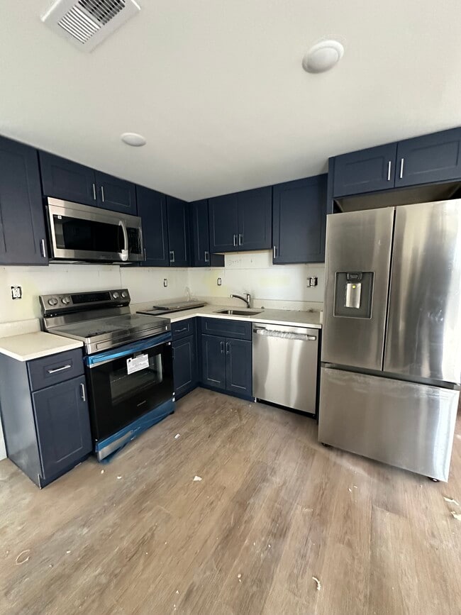Foto del edificio - 945 52nd St NE