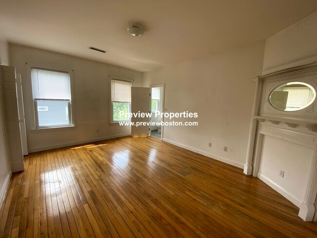 Building Photo - 44 Champney St