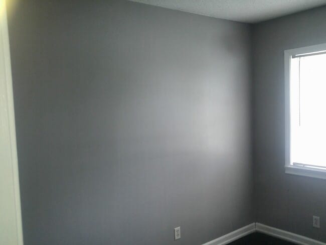 Building Photo - 3 Bedroom with easy access to freeway, downtown Grandview