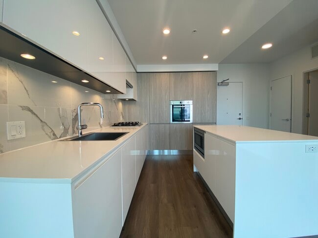 Building Photo - 3888 Evergreen Pl