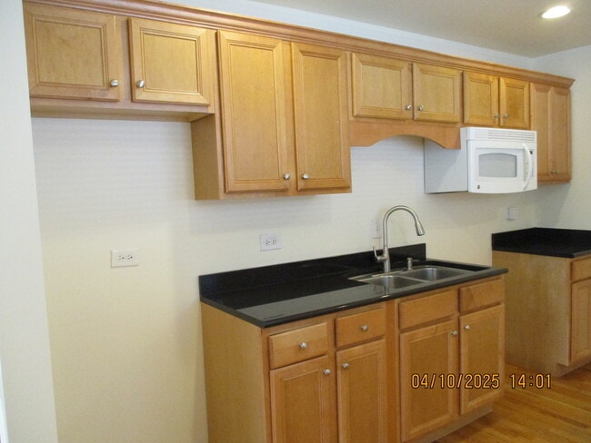 Building Photo - 9024 S 51st Ave
