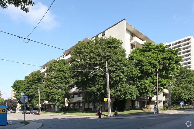 Building Photo - Hopewell Court