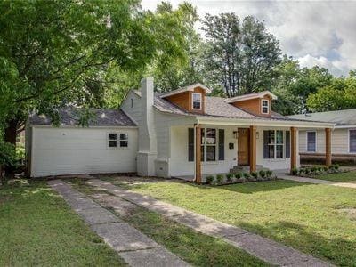 Building Photo - 3806 Carolyn Rd