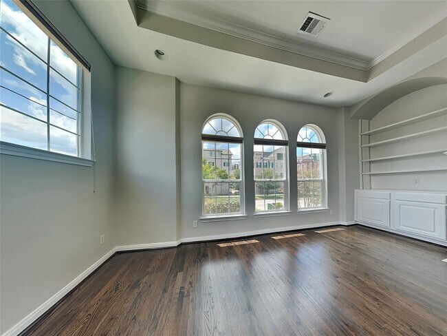 Foto del edificio - 2215 Commonwealth St