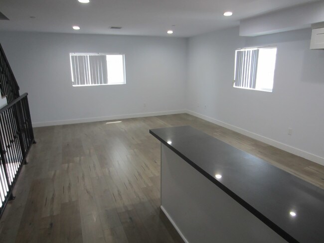 Foto del edificio - 3525 Siskiyou St