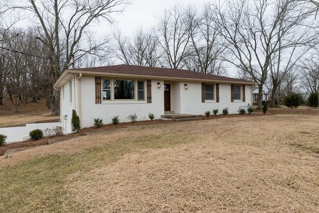 Building Photo - 4 bed/ 3 bath Coming soon to Mount Juliet