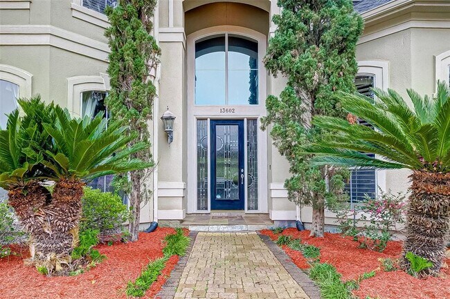 Foto del edificio - 13602 Eagan Mill Dr