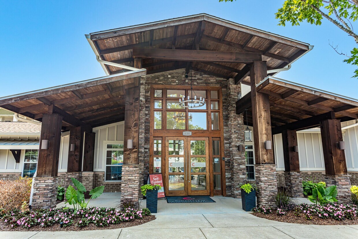 Century Autumn Wood Apartments in Murfreesboro, TN