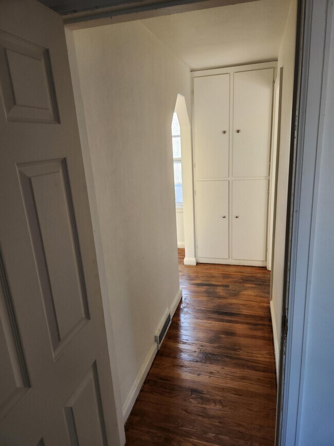 Foto del edificio - 1131 N Kaley St