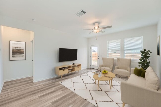 Foto del edificio - 14008 Ausarina Trce