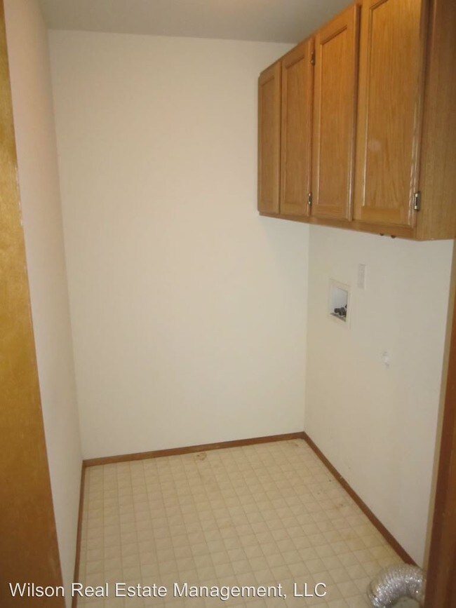 Building Photo - 7303 W Yakima Ave