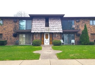 Building Photo - 5739 W 129th Pl