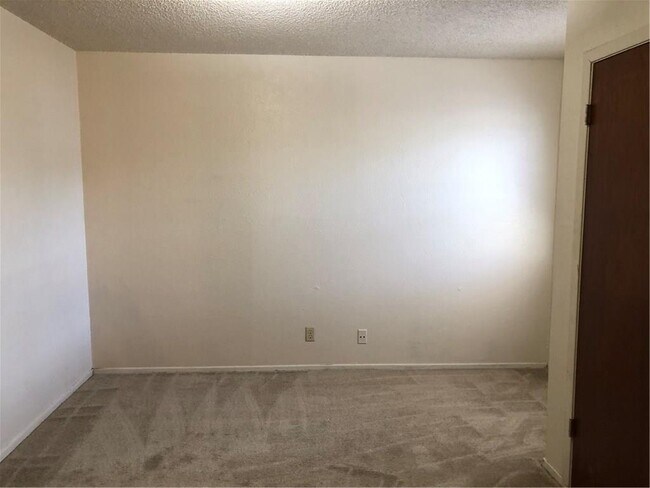 Building Photo - 4405 Avenue A