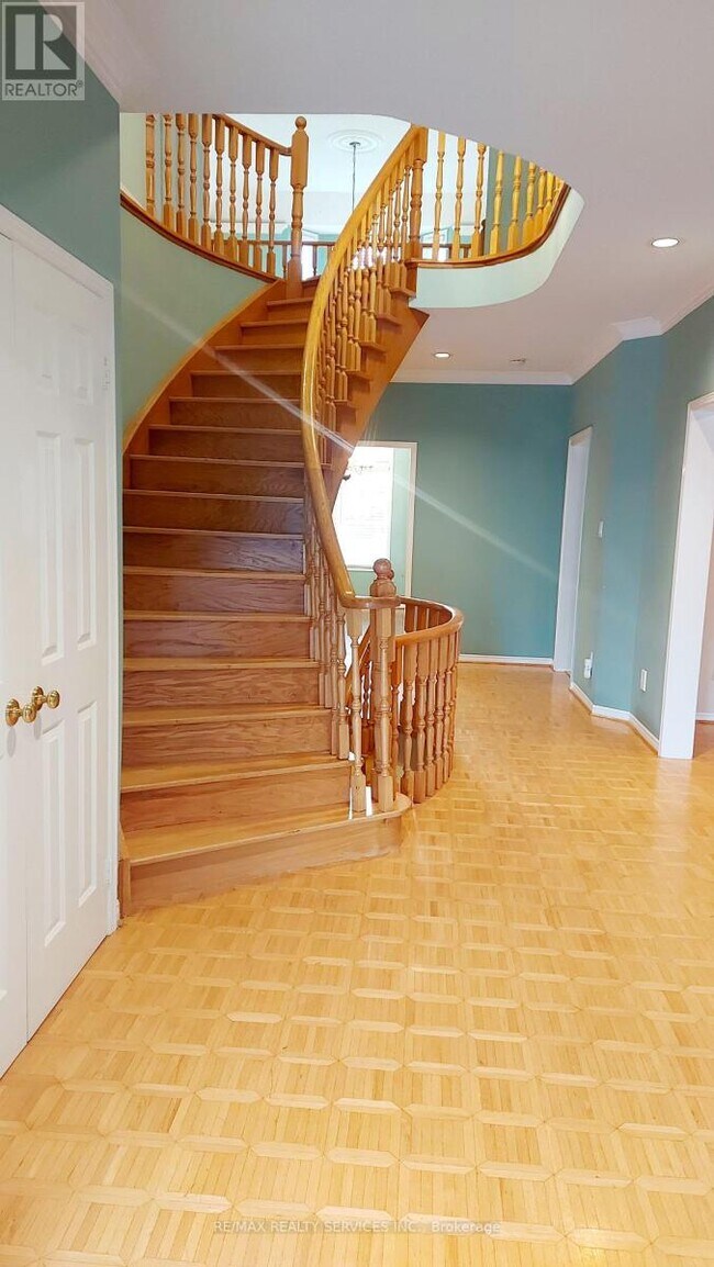 Building Photo - 26 Hacienda Ct