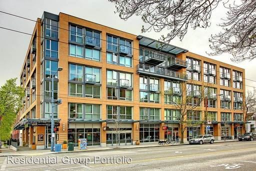 Building Photo - 530 Broadway St E
