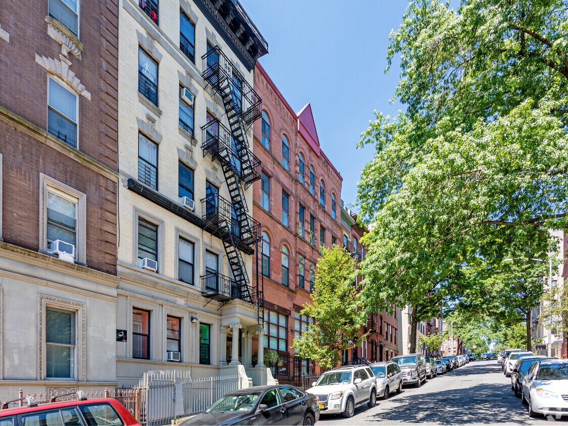Foto del edificio - 458 W 146th St