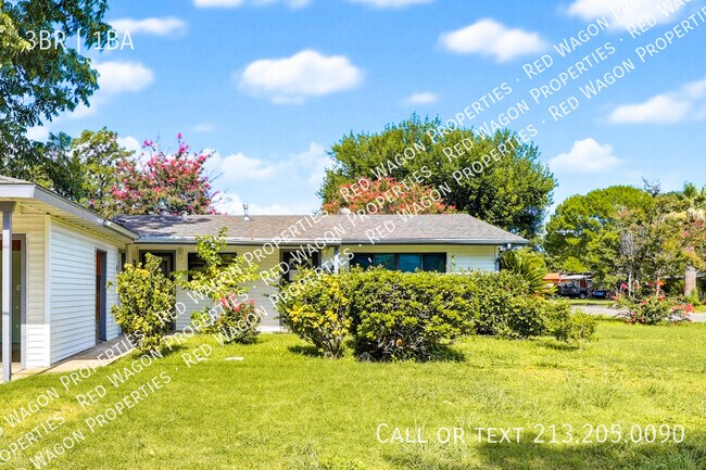 Foto del edificio - 271 Wayside Dr