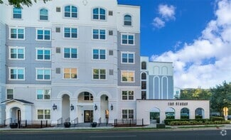 Building Photo - 204 E South St
