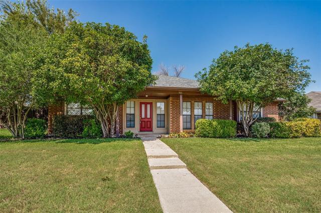 Foto principal - 921 Baxter Dr